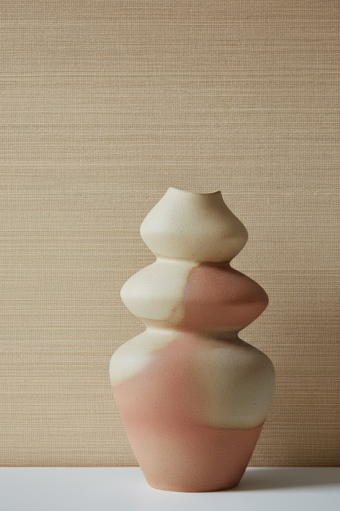 Pottery Vase with Abaca White Swan Wallpaper