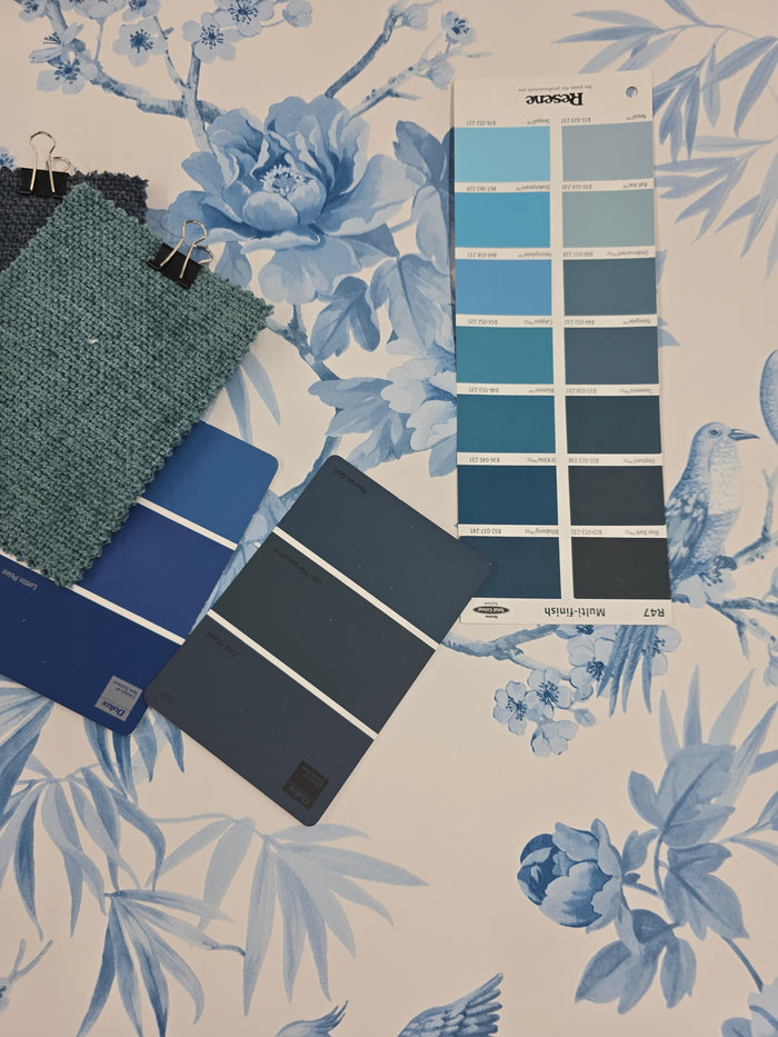 Amelie Chinoiseries Wallpaper - Blue and White