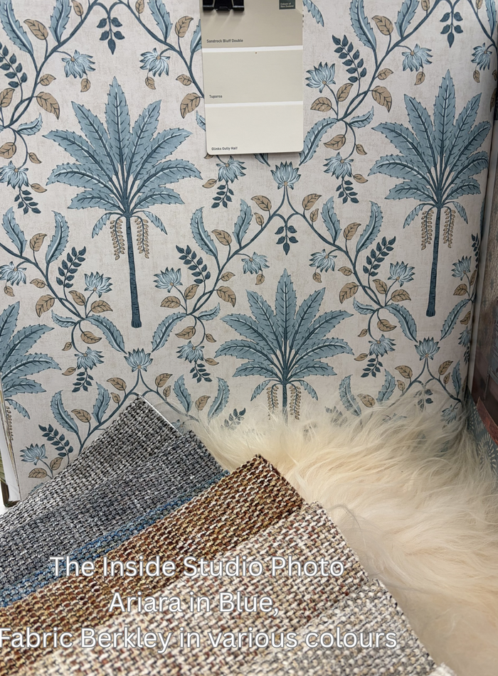 Ariara – Palm Trellis Wallpaper – Blue