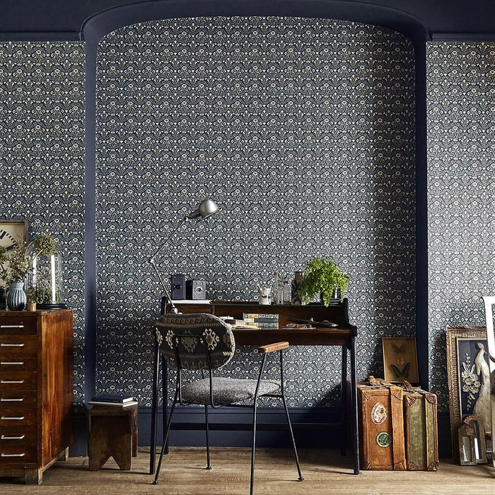 Bellflowers Wallpaper - Morris - Indigo Linen