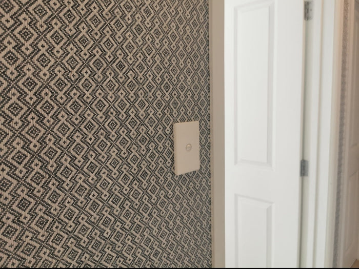 Diamond Wave - Grasscloth Wallpaper - Navy and White