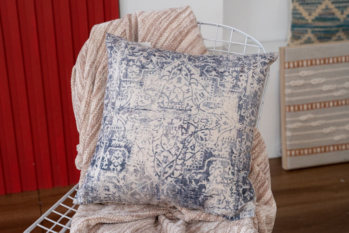 Elite Pillow - Adams Furniture
