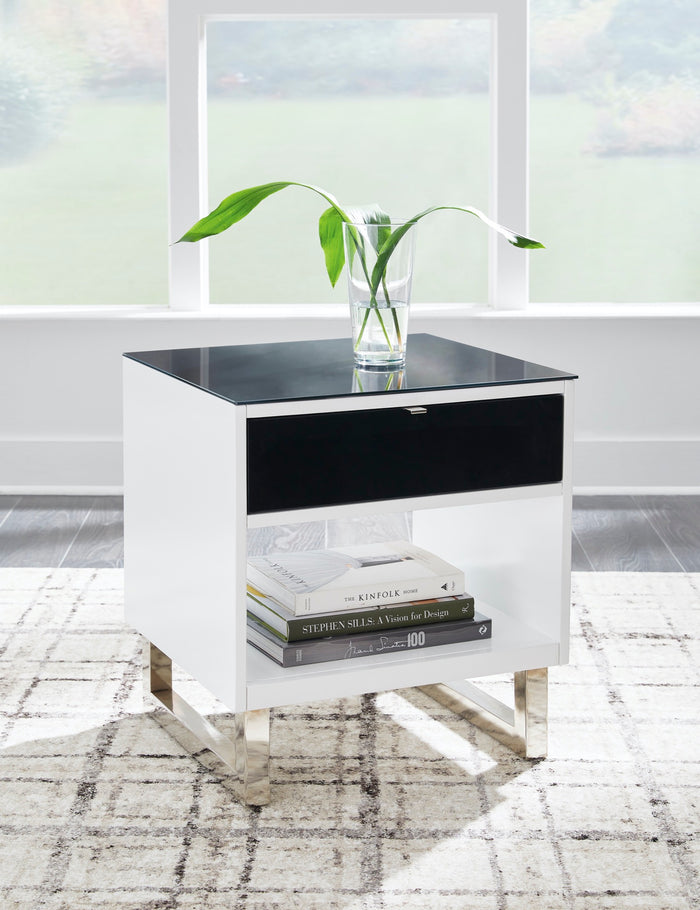 Gardoni End Table - Adams Furniture
