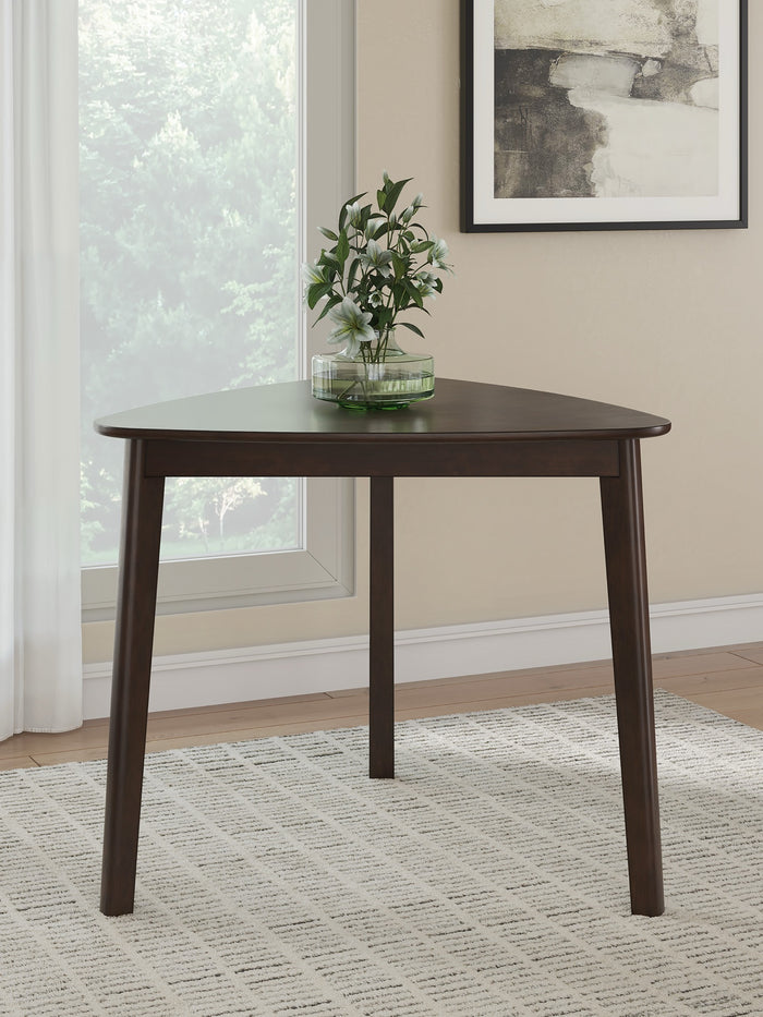 Jayla Triangular Table - Adams Furniture
