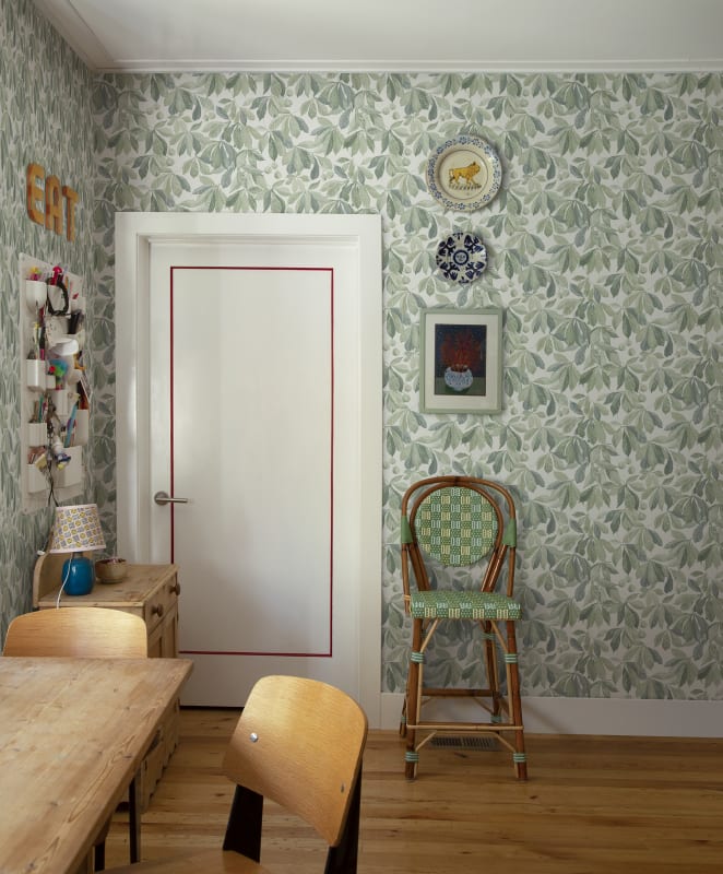 Kersti Wallpaper - Spring Green - Discontinuing
