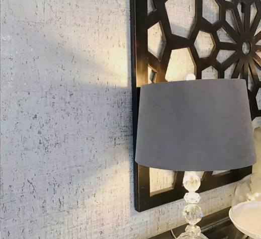 Lasmin Cork Metallic Wallpaper - White/Gold