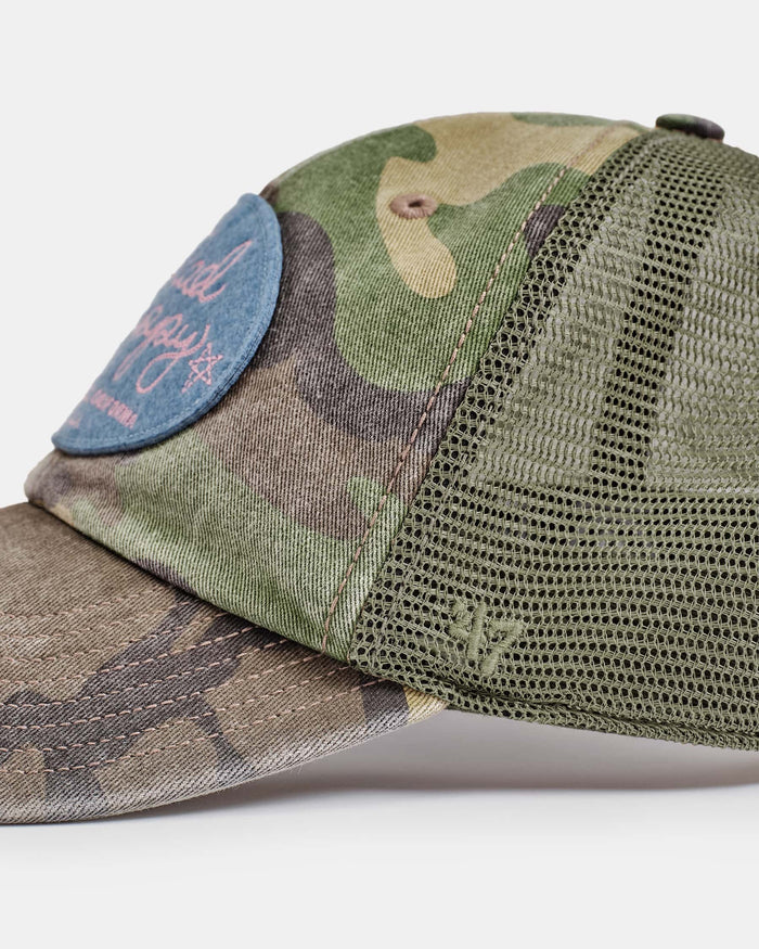 #camo