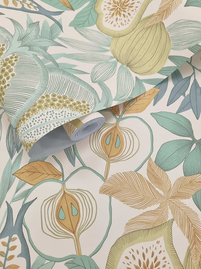 Roll of Nagano wallpaper in Blue