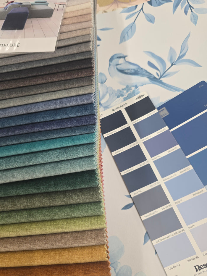 The Bird Garden – Feathered Hideaway Wallpaper – Blue