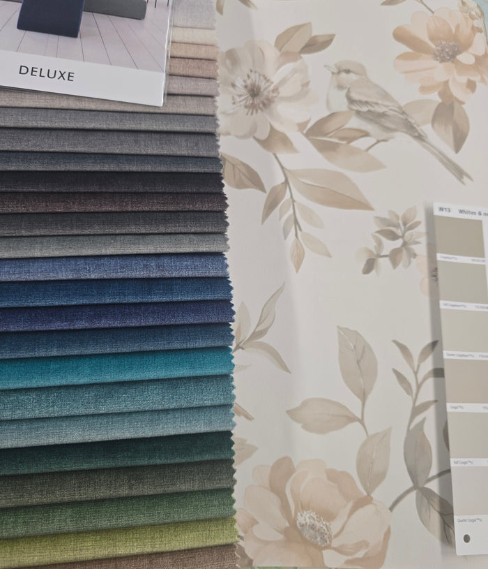 The Bird Garden – Feathered Hideaway Wallpaper – Neutral