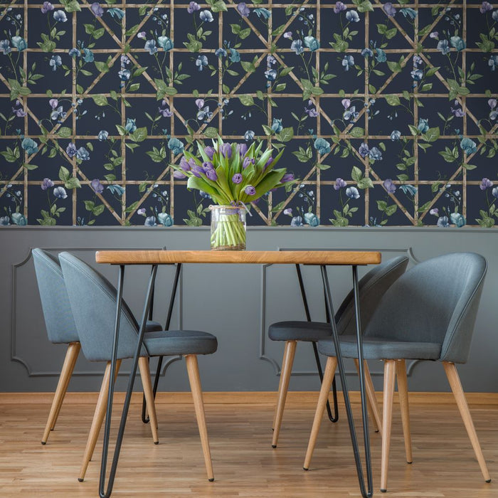 Trailing Floral Trellis – Garden Vine Wallpaper – Navy